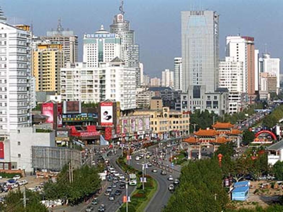 Bai Nian Sheng Shi Hotel Kunming Exterior photo